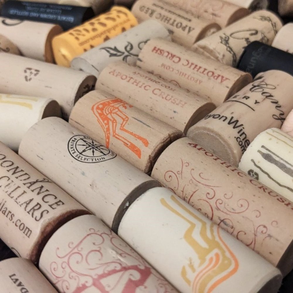 Lot of 100 Recycled Synthetic Wine Corks - Unlimited Uses!